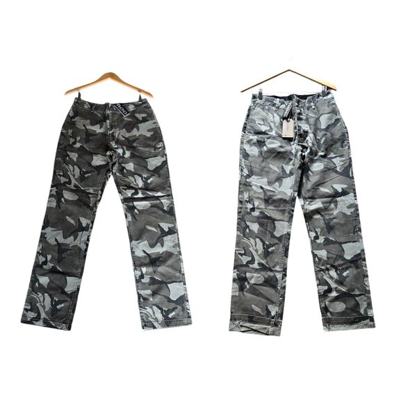 2 Pairs ASTRONOMY Camo Pants Size 32 Republic Of Couture - Picture 1 of 7